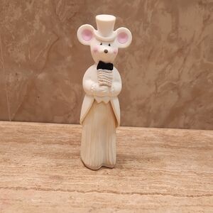 Vintage 1970s Avon Mouse Figurine with Top Hat